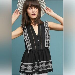 Anthropologie Akemi and Kin Adelina Embroidered Black Lace Top Size:14